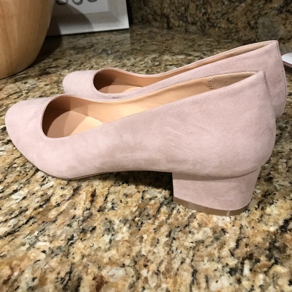 Cute suede pink block heel pumps